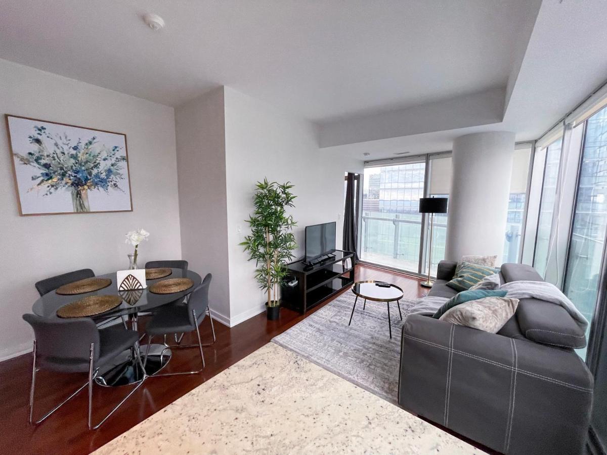 Marvelous Apartments In The Heart Of Toronto Exterior foto